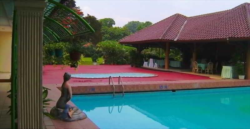 Patra Comfort Jakarta Bagian luar foto